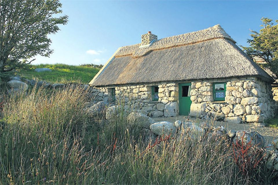 <p><span style="color: red"><span data-name="flag_gb" data-type="emoji">🇬🇧</span> <em>IRC v. Broadway Cottages Trust</em> [1955]</span></p>