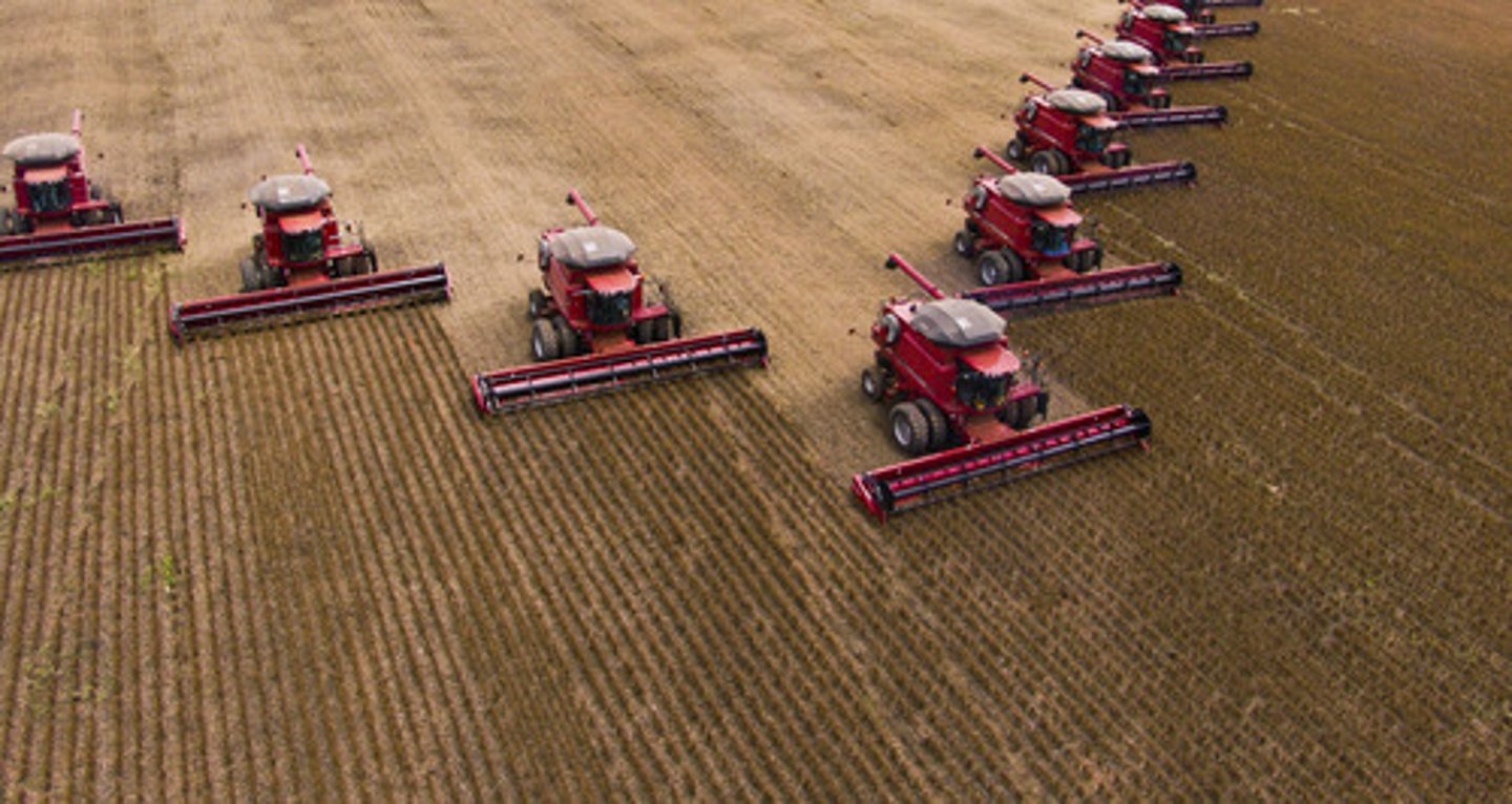 <p>system of commercial agriculture that includes production, processing, distribution &amp; selling of agriculture products</p>