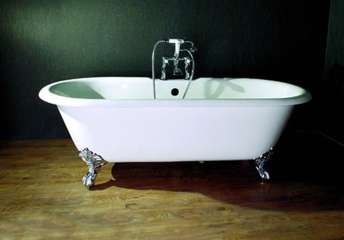 <p>a bathtub</p>
