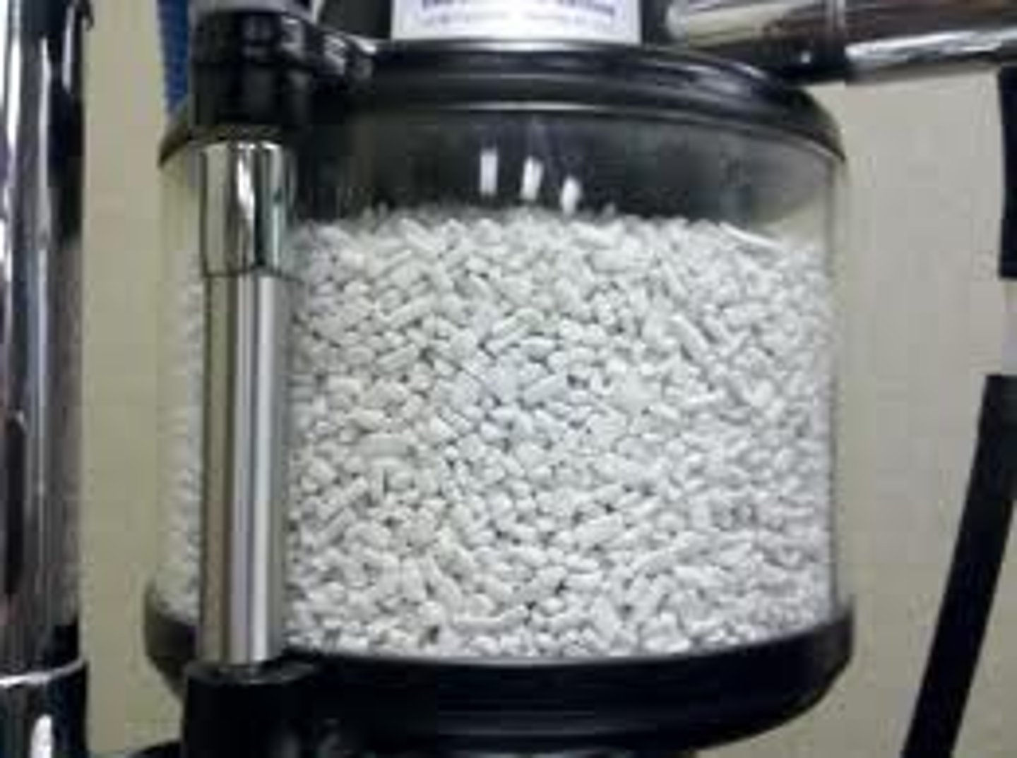 <p>CO2 absorber for anesthesia machines</p>