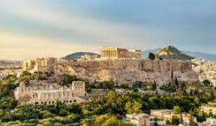 <p>eine zur Verteidigung angelegte Burg und das religiöse Zentrum im antiken Athen, bekannt für bedeutende Bauwerke wie den Parthenon. </p>