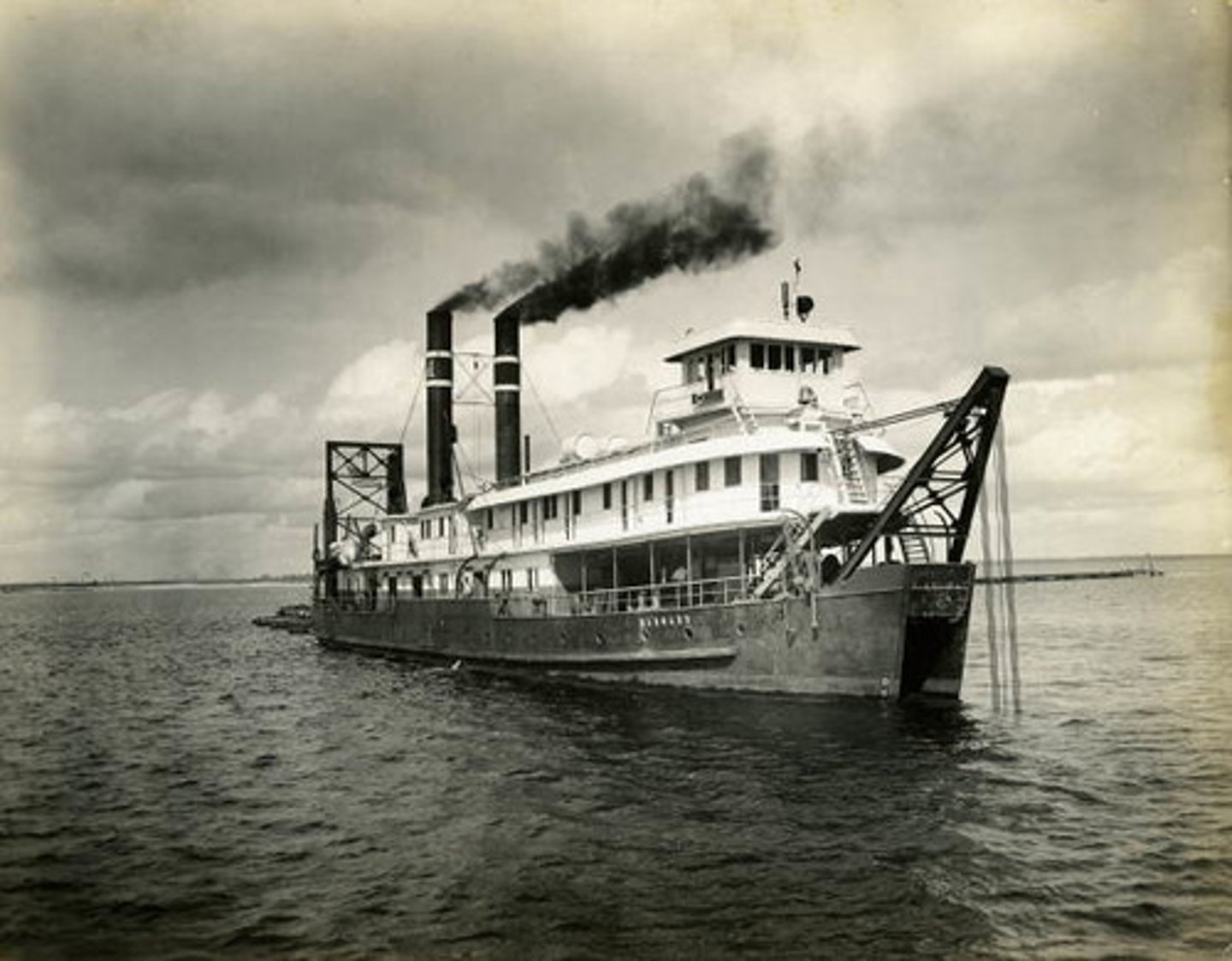 <p>Facilitated internal and external migrations; led to increased urbanization as many migrants settled in cities.</p>