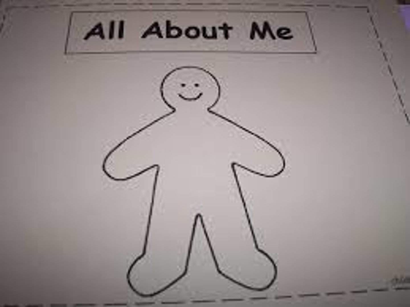 <p>guān yú - with respect to, about, regarding</p>