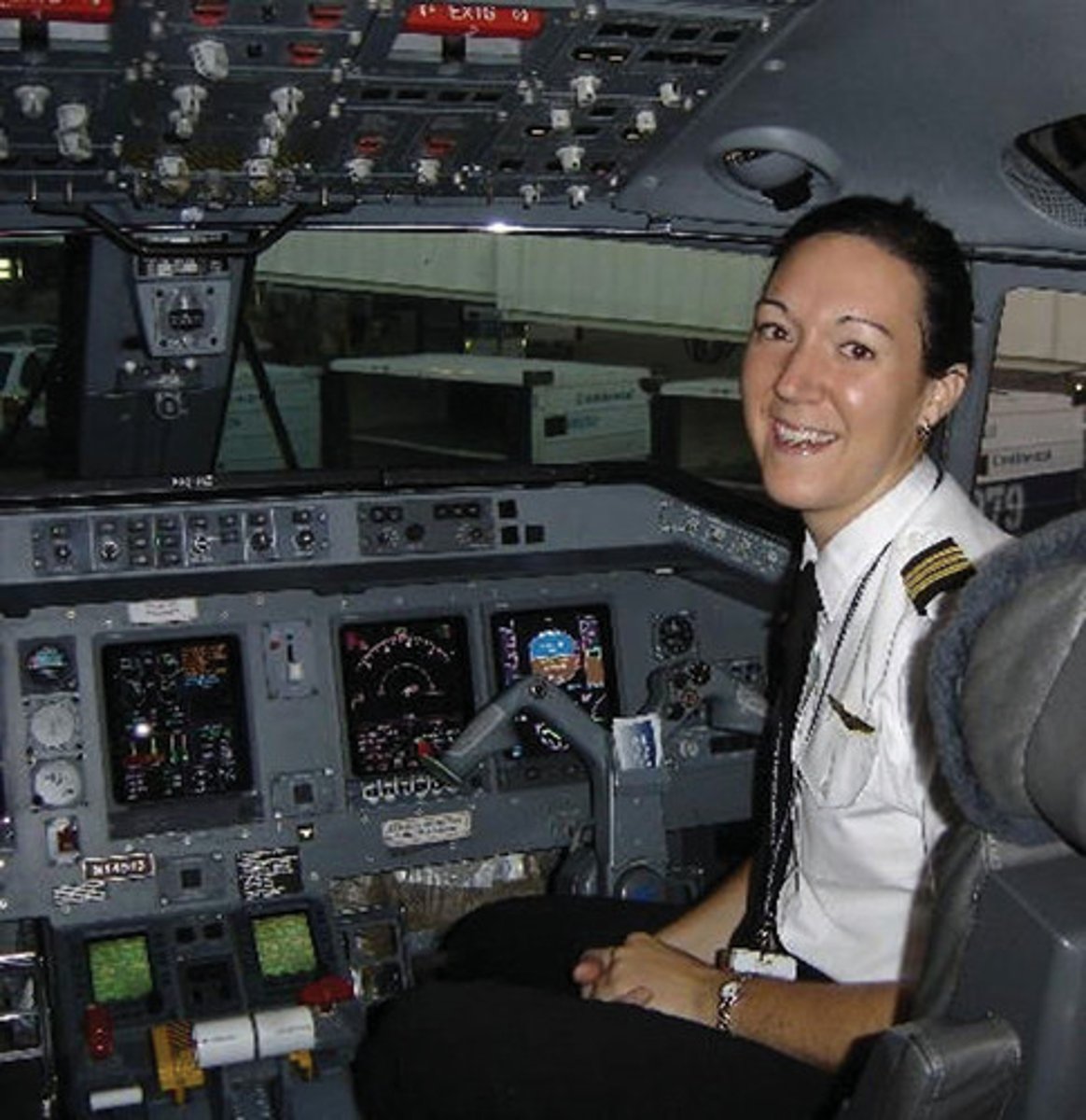 <p>copilot (female)</p>