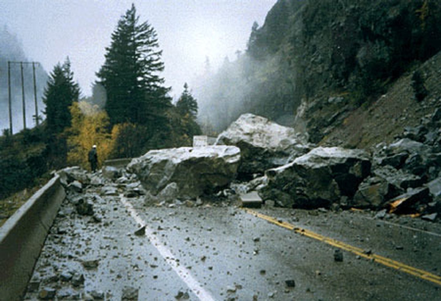 <p>causes of erosion</p>