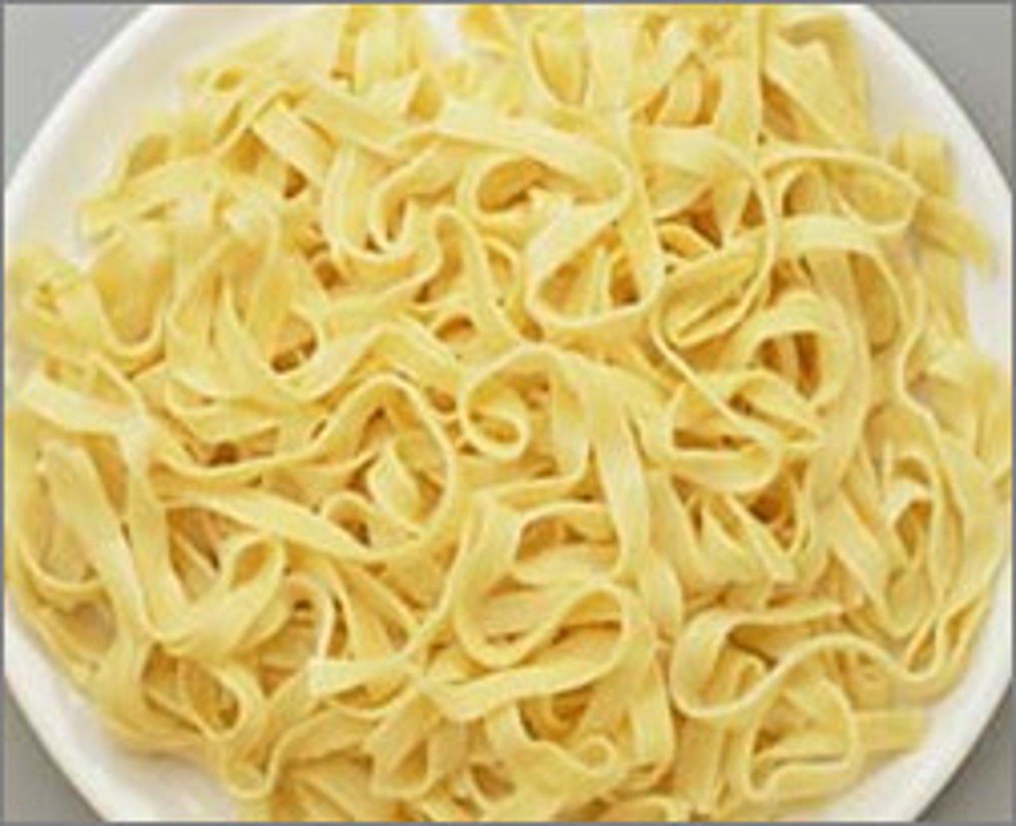 <p>vô vị, nhạt nhẽo</p>