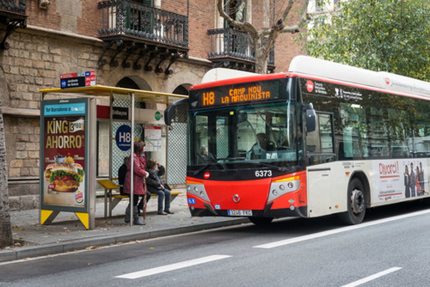 <p>(bus/train) stop</p>