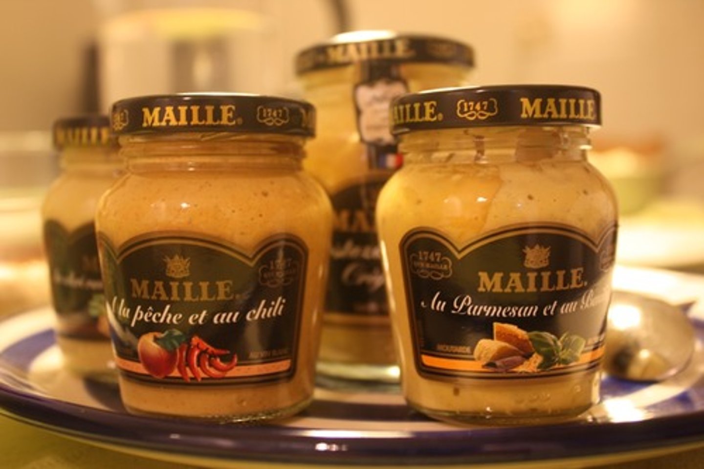 <p>mustard</p>