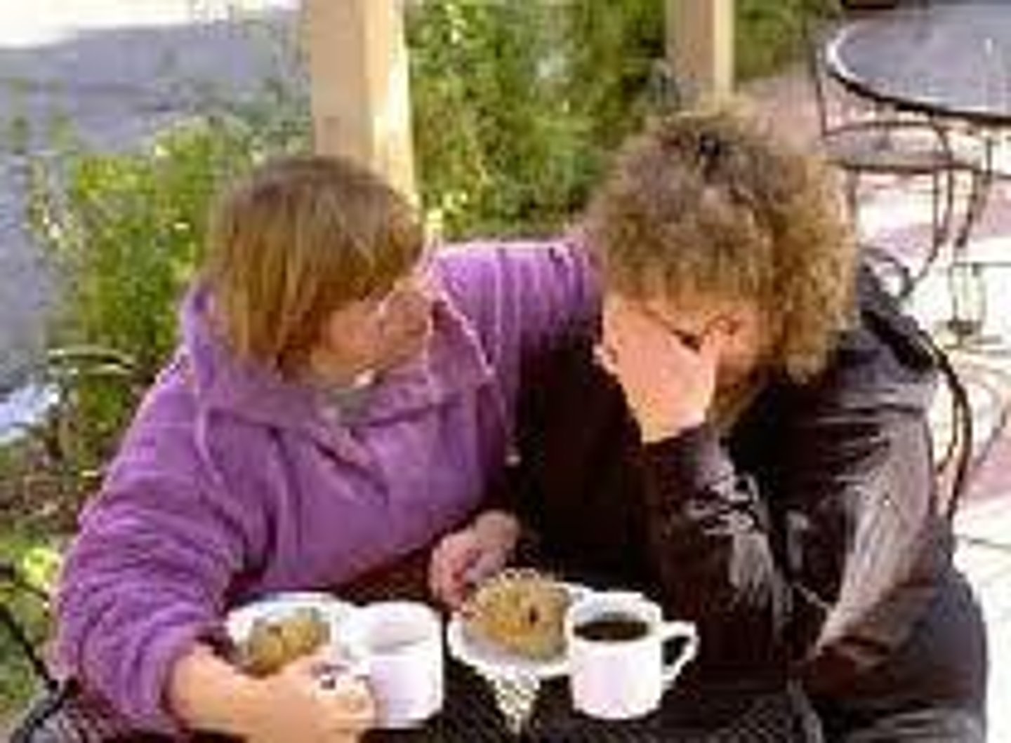 <p>сочувствующий тем кому не повезло</p>