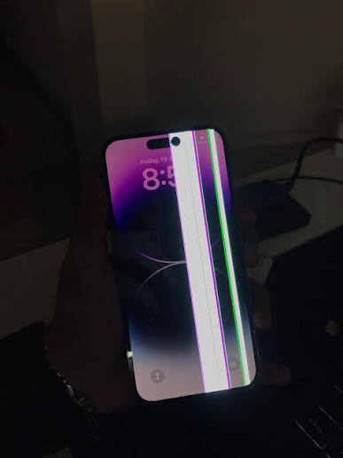 <p>New</p><p>I need a new phone.</p>