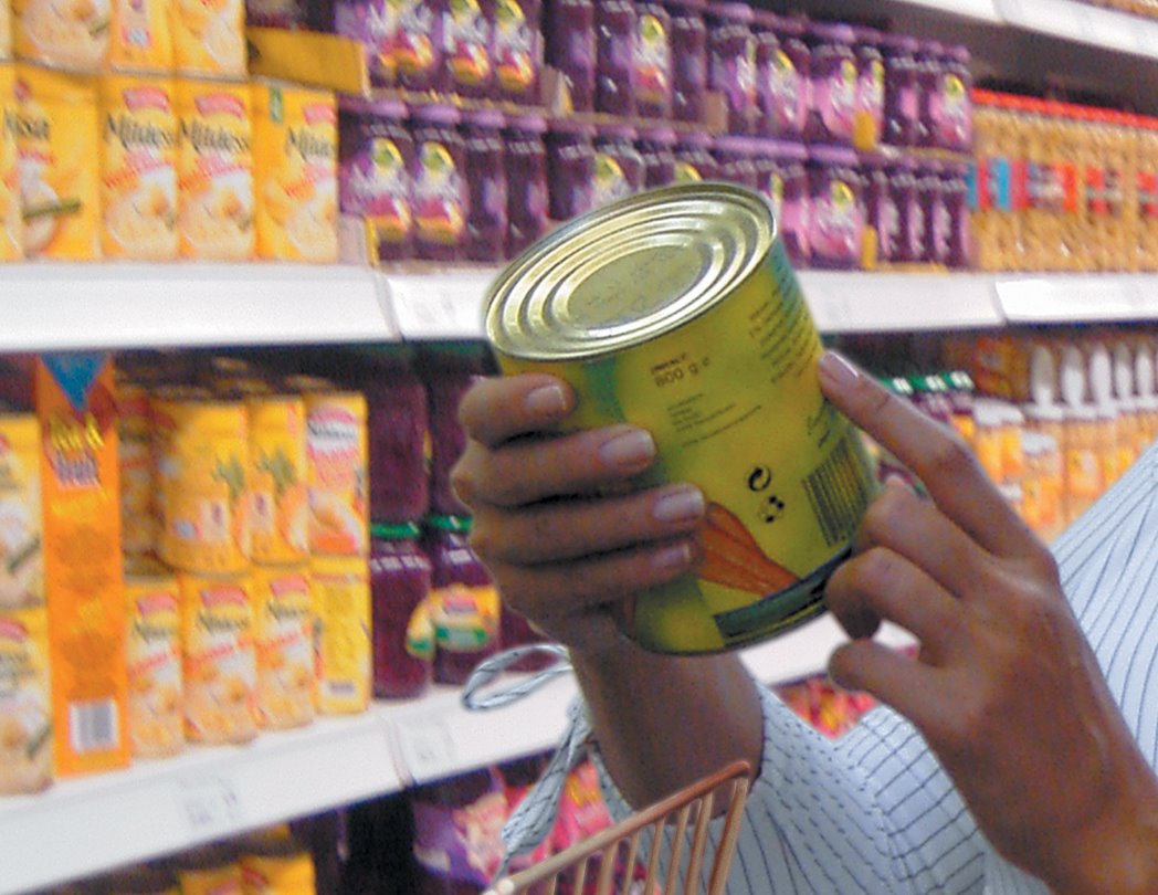 <p><strong>İçermek</strong></p>