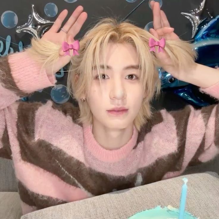 <p>Why does the poet smile and say “see you soon”?</p>