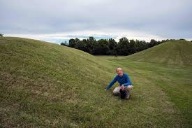 <p>mound | pile | heap </p>
