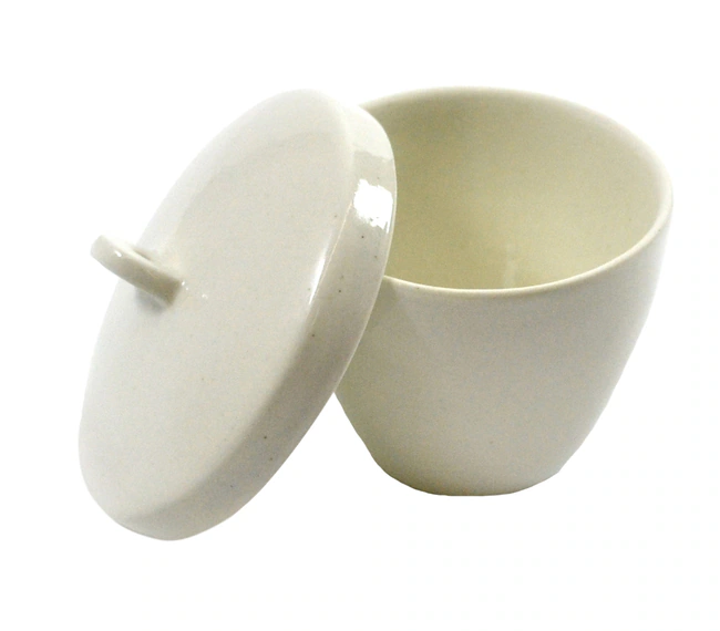 <p>Crucible with lid</p>