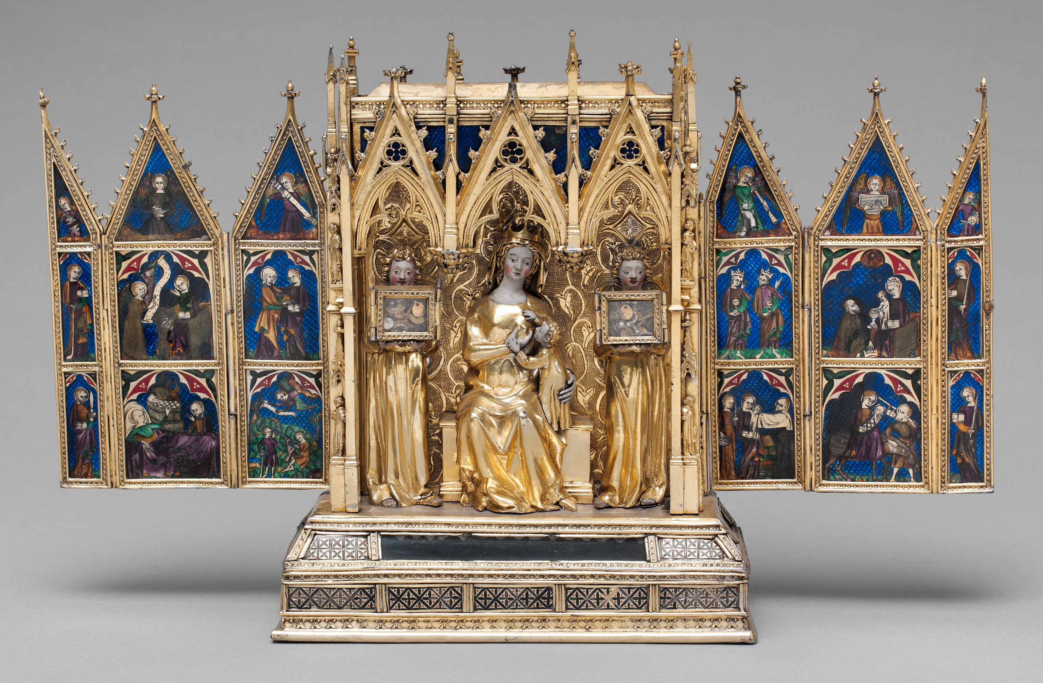 <p>container for holy relics</p>