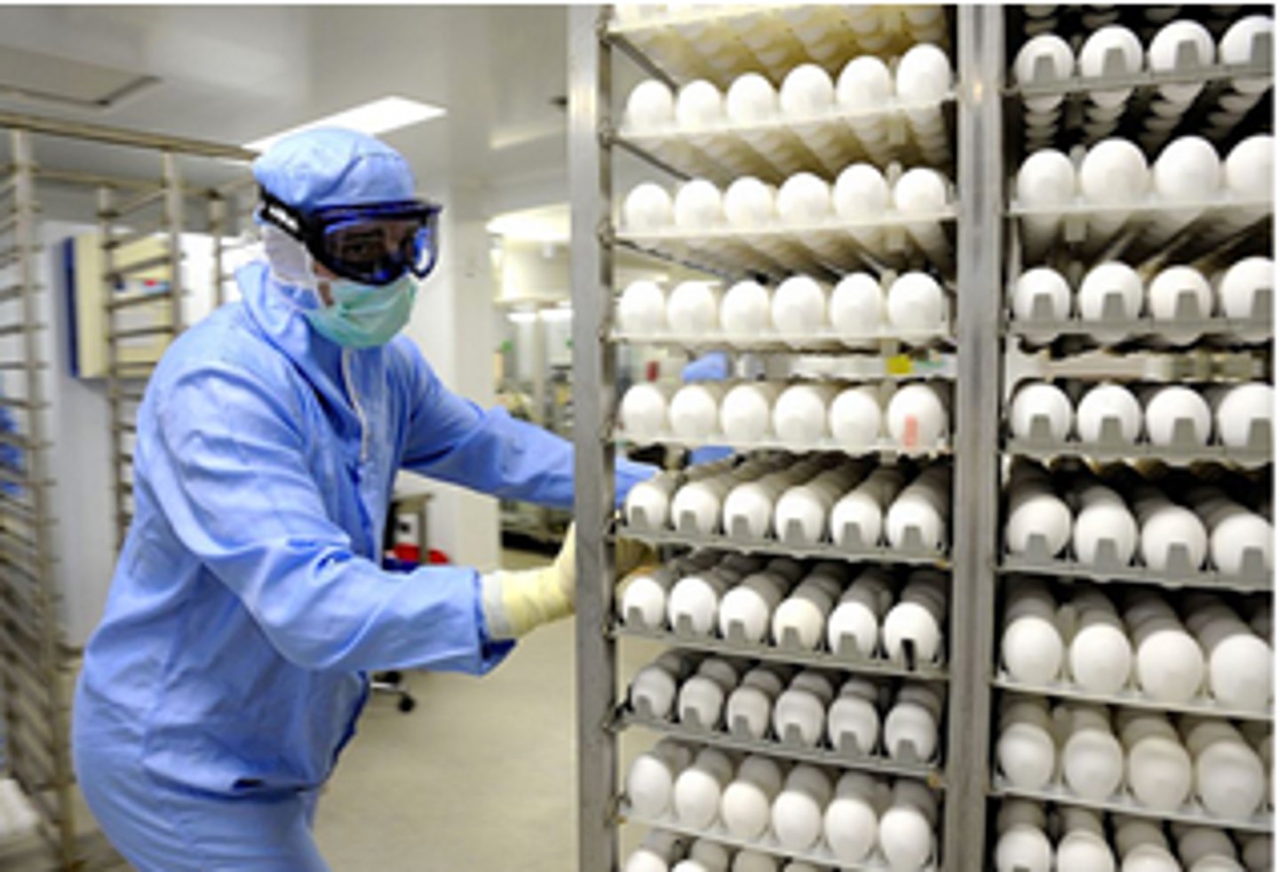 <p>- Time consuming.</p><p>- Expensive.</p><p>- Incompatible w/propagating high pathogenic avian influenza strains.</p>