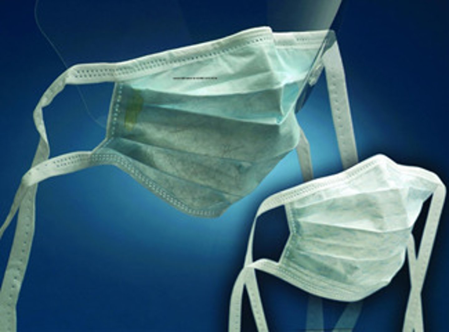 <p>Dây đeo khẩu trang - cố định khẩu trang y tế. (He tightened his mask strap - Anh ấy siết dây khẩu trang lại.)</p>