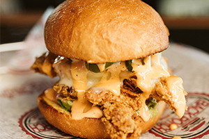 <p>Pollo En Fuego</p>