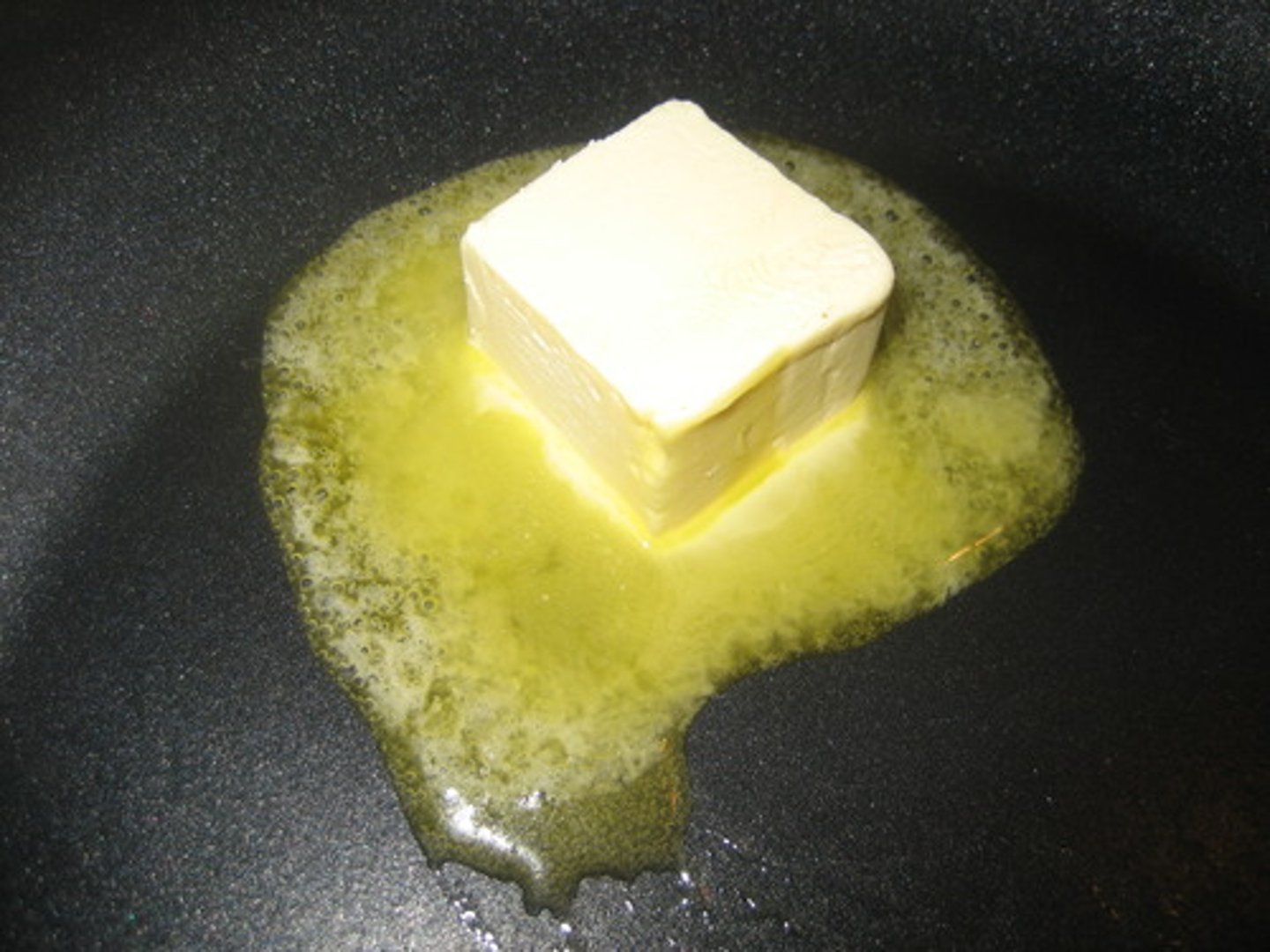 <p>мáсло</p>