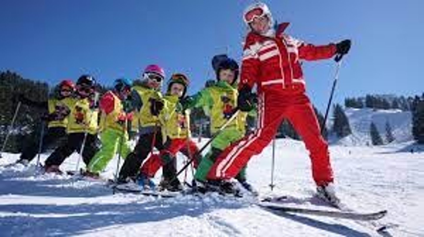 <p>ski school</p>