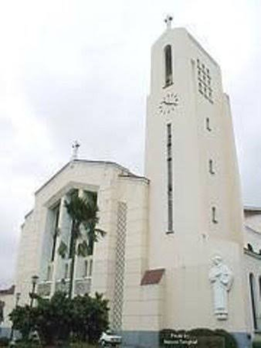 <p>Sto Domino Church, QC</p>