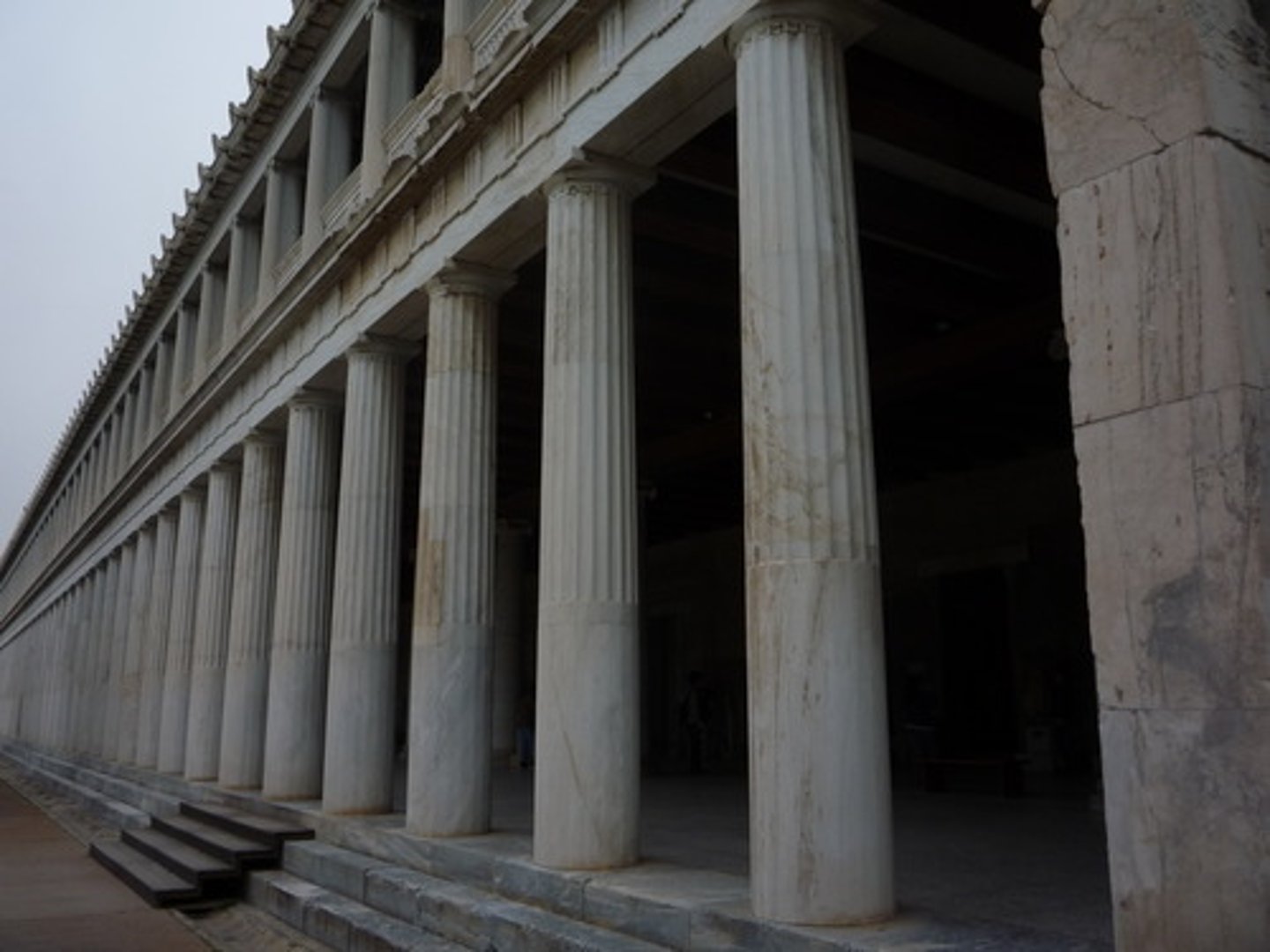 <p>columns</p>