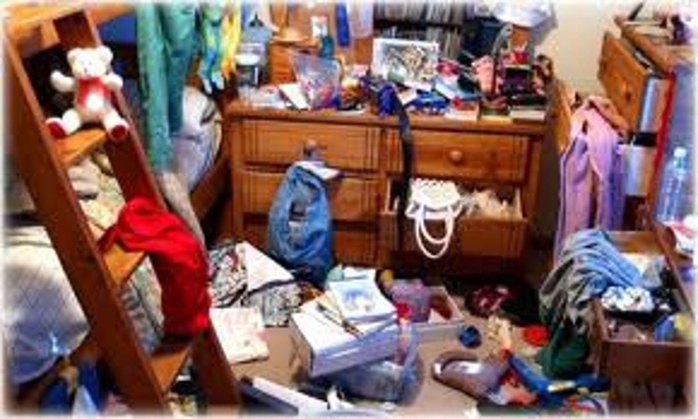 <p>messy, disorganized</p>