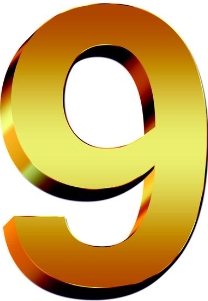 <p><span>|naɪn|</span></p><p>Девять</p>