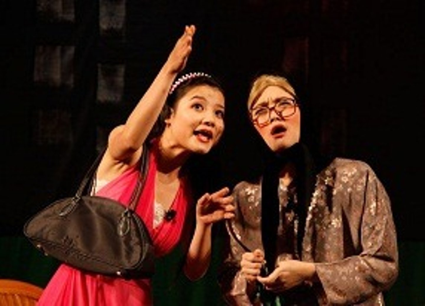 <p>hài kịch</p>
