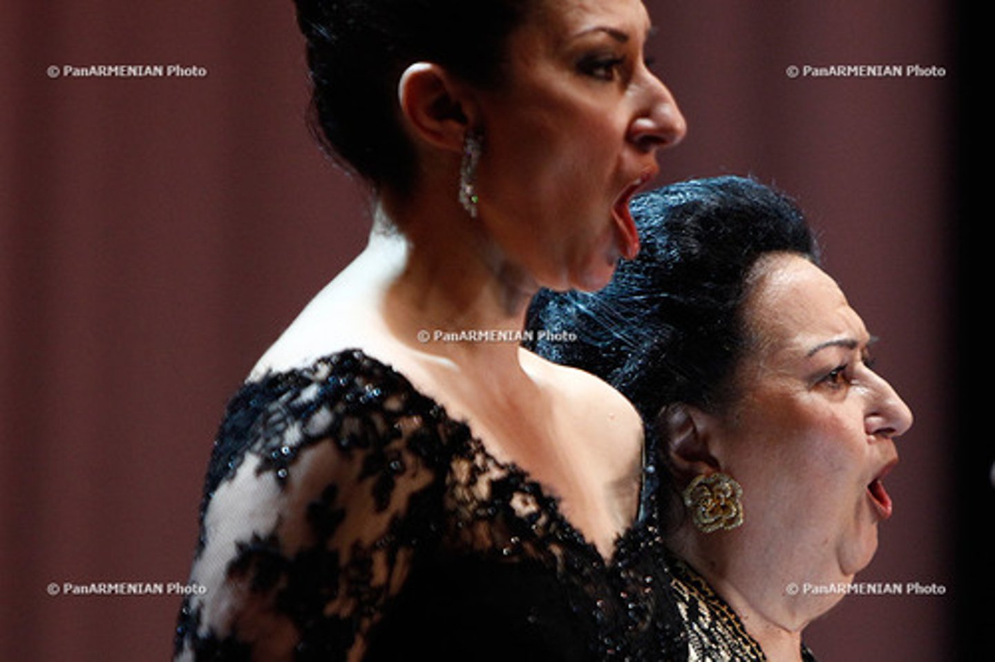 <p>opera</p>