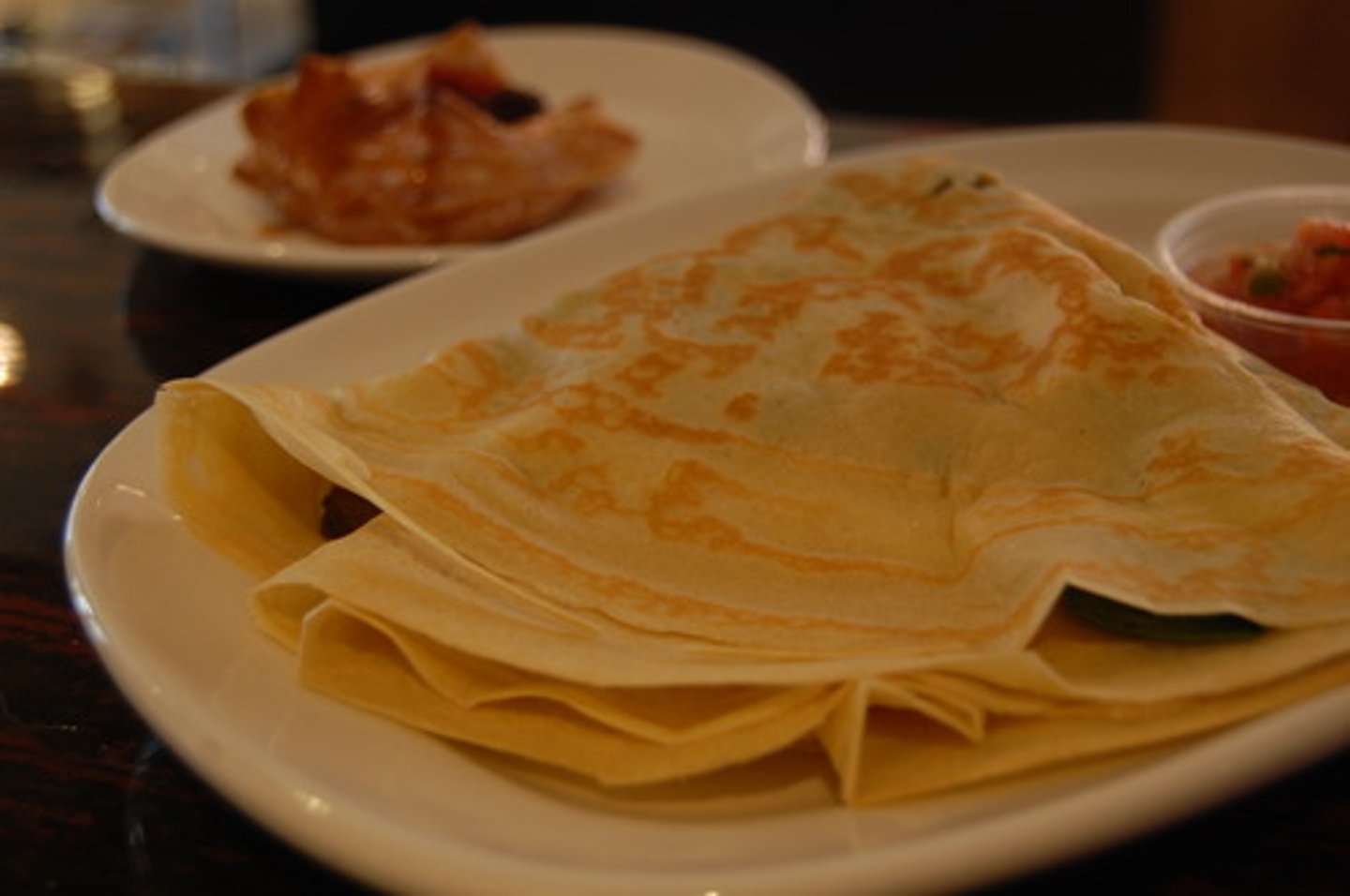 <p>a crepe (a thin pancake)</p>