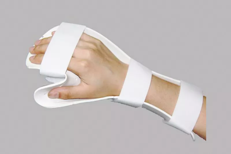 <p>-For ppl who need to have their wrist, digits, thumb supported in a fx position for prolonged periods<br />
-used for prevention of deformities (CVA, RA)<br />
-can reduce morning stiffness for RA</p>