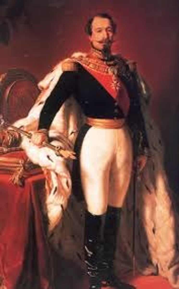 <p>ruler of the Second French Empire who modernized Paris and lost power after the Franco-Prussian War in 1870.</p>