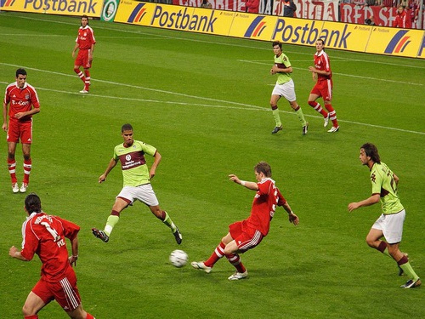 <p>das Fußballspiel</p>