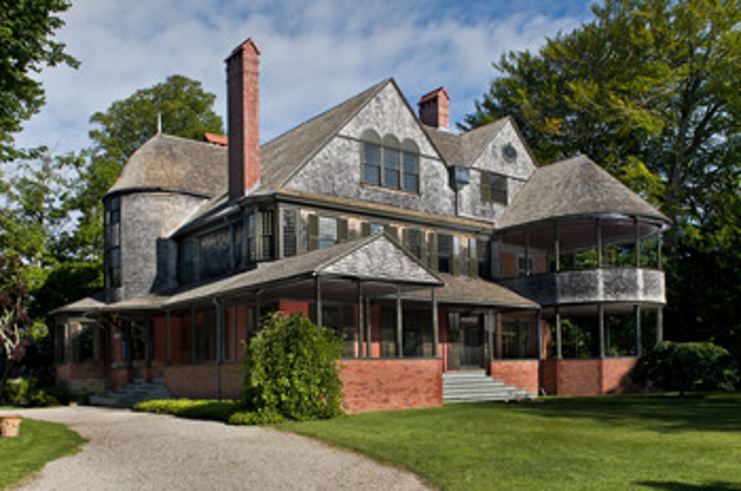 <p>American Arts and Crafts (Shingle)</p>