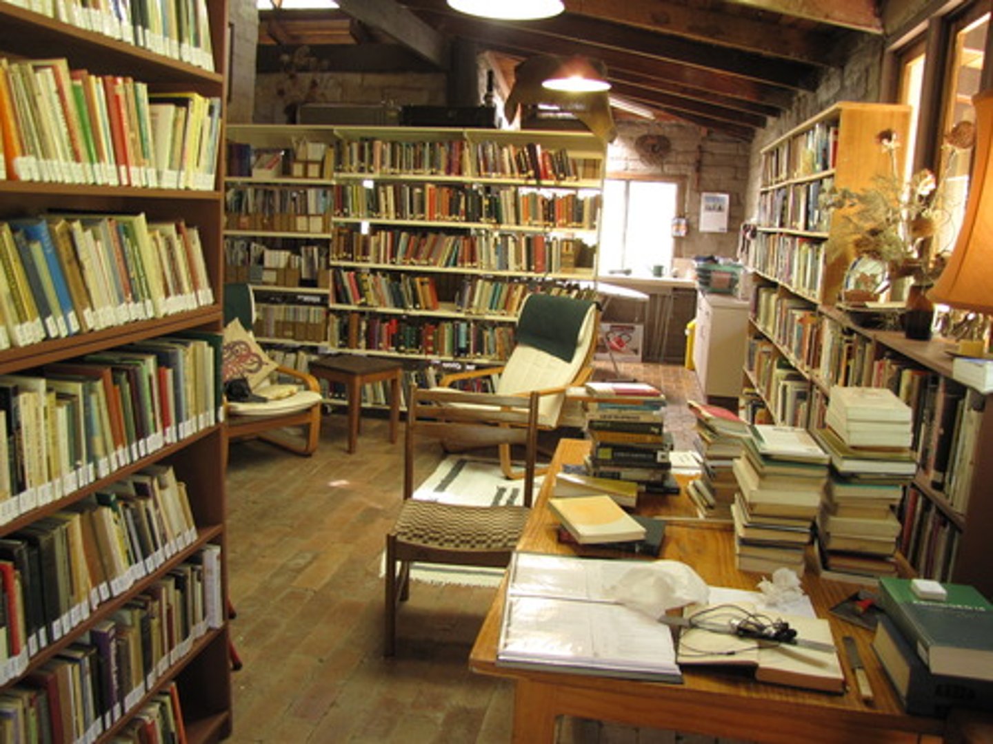 <p>có chức năng như là</p>