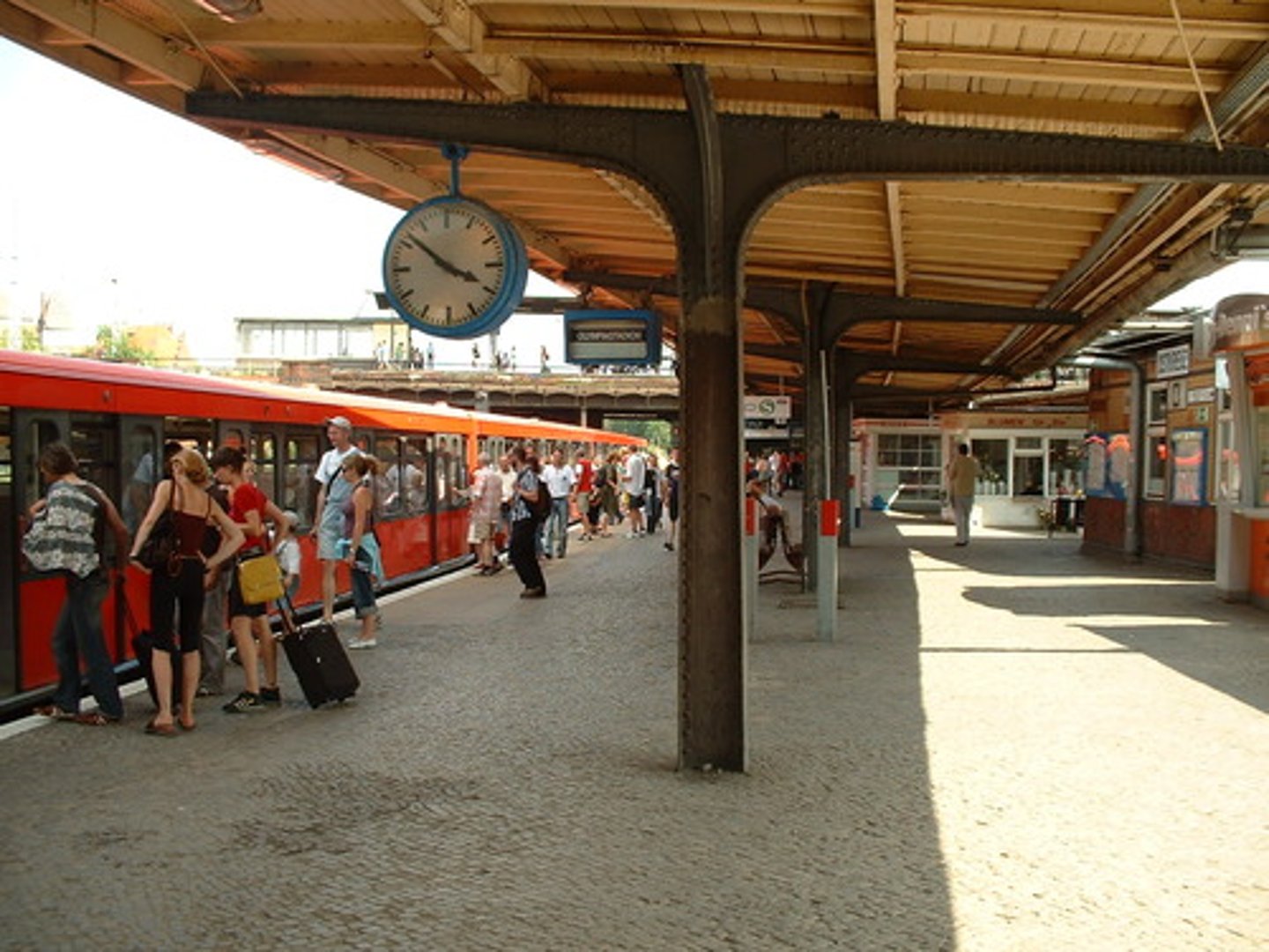 <p>train platform</p>