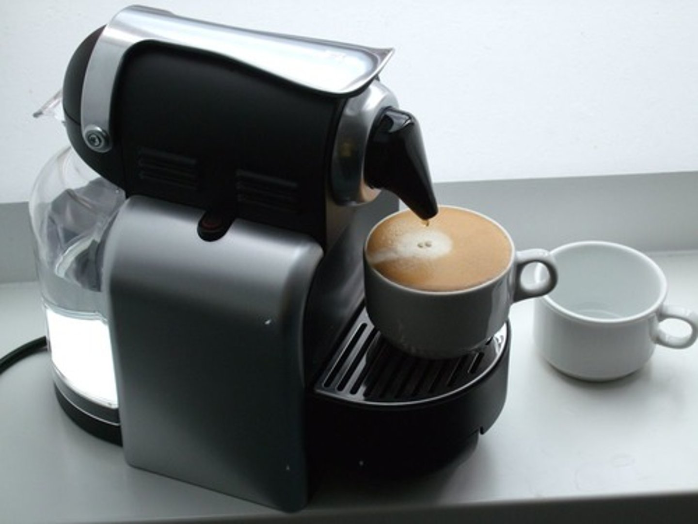 <p>instant coffee</p>