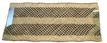 <p><span>Presentation of Fijian mats and tapa cloths to Queen Elizabeth II</span></p>