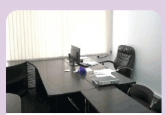 <p>la oficina del director o de la directora</p>