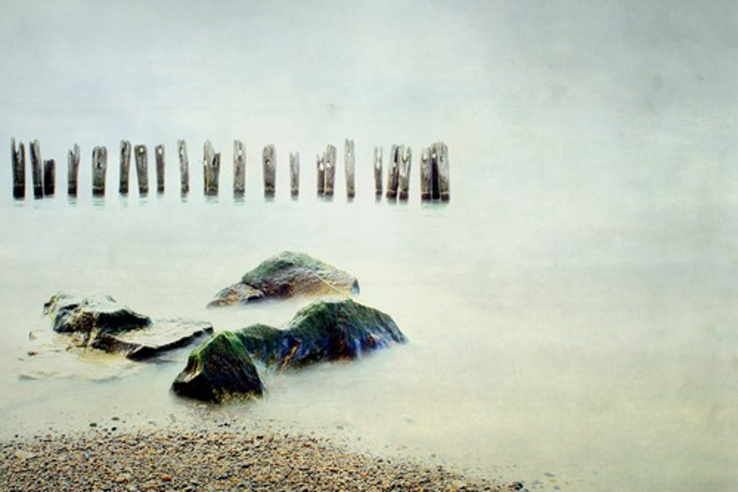 <p>penetrar o infiltrar; dejar una impresión duradera</p>