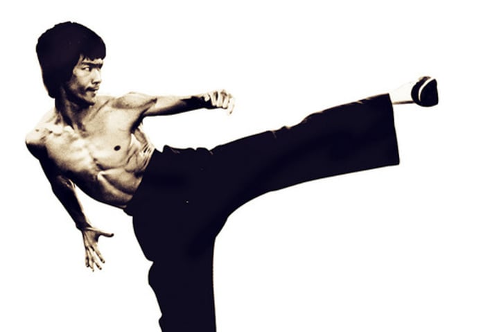 <p>hi everyone, today i will introduce a very famous actor, named bruce lee. bruce lee’s movies allowed the entire world to get to know about china’s kung fu and martial arts. he not only was the first person to bring martial arts to hollyword, but he also turned it into a movie genre. in his movies, he used wonderful acting to let the entire world get to know china’s kung fu and martial arts. bruce lee wasn’t just a kung fu star in the movies, but also in real life he was a master. he grew up in the united states in california, and started learning martial arts at the age of ten. in college, he opened his own martial arts gym and started teaching chinese martial arts. even thought he died at the age of thirty-two, his martial arts philosophies contributed to chinese martial arts greatly. his image in the movies will always live in the hearts of the movie fans. </p>