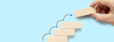 <p>iniciar, emprender</p>