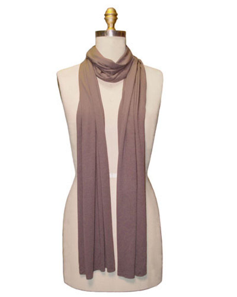 <p>scarf (dressy)</p>