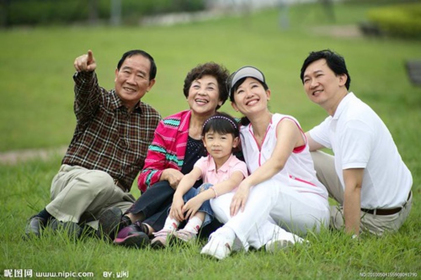 <p>xìngfú - hạnh phúc</p><p>每天都很幸福。</p>