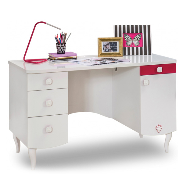 <p>письменный стол</p>