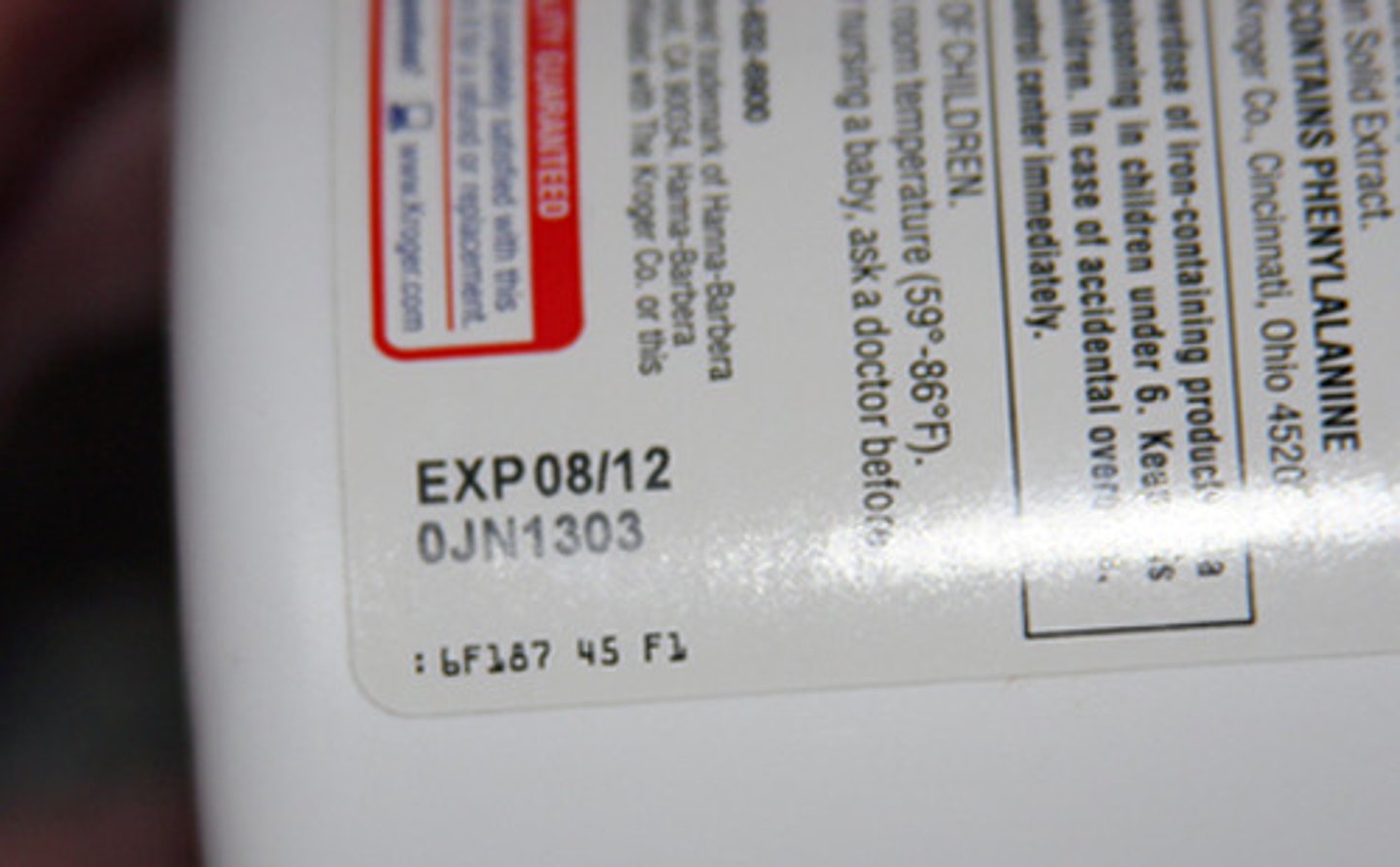 <p>[ˌɛkspəˈreɪʃən] hết hạn</p>