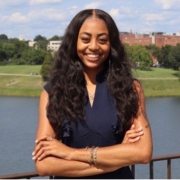 <p>Savannah Graves</p>