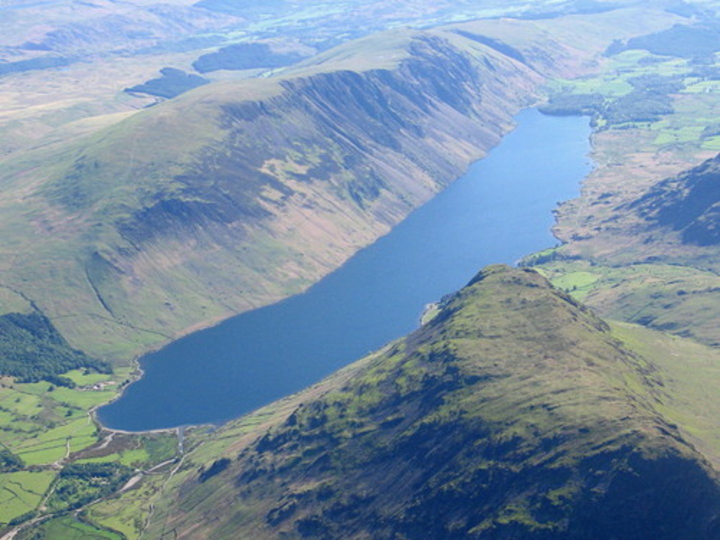 <p>A long, narrow lake in the bottom of a U-shaped valley. A ribbon lake forms when a glacier erodes a deeper section of a U-shaped valley, and meltwater fills it after the glacier melts. </p>