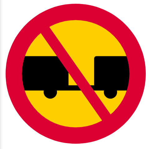 <p>Förbud mot trafik med motordrivet fordon med tillkopplad släpvagn</p>